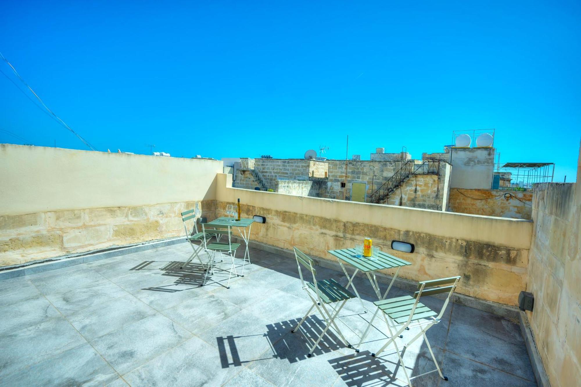 Charming 1Bedroom,Roof Terrace Near Valletta Dazz1-1 Il-Furjana Buitenkant foto